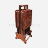 PICNICK NEST OF TABLE