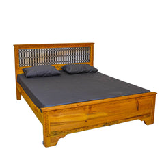 IRON JAALI BED