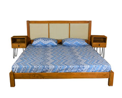 PHOENCIAN BED WITH 2x SIDE TABLES