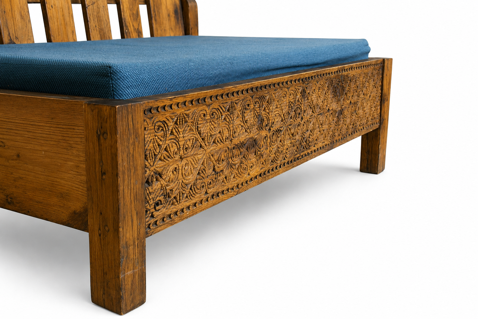 Sulemani 2 Seater Takht